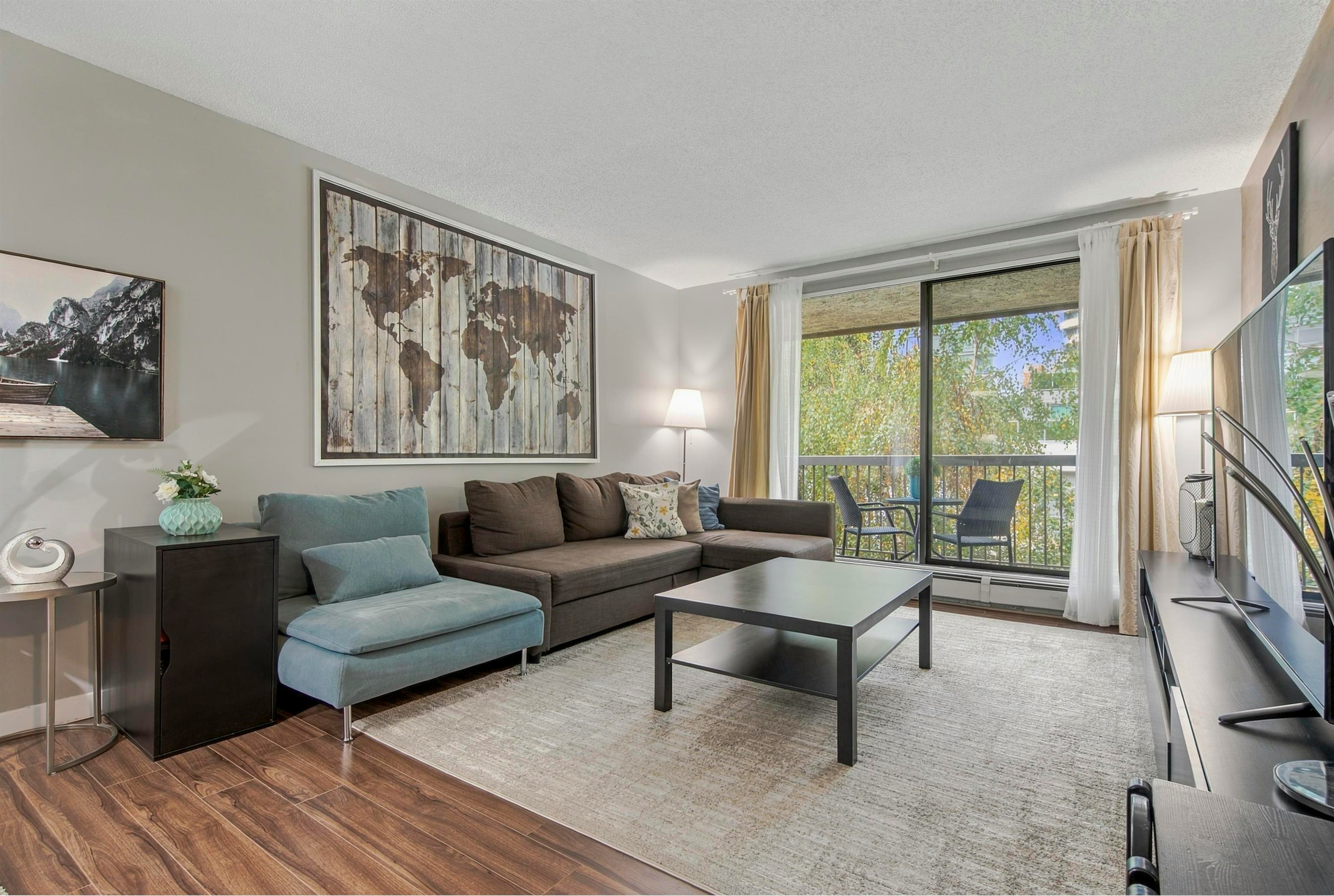 303-8400 Lansdowne Road - 2