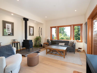 1655 Evergreen Lane - 5