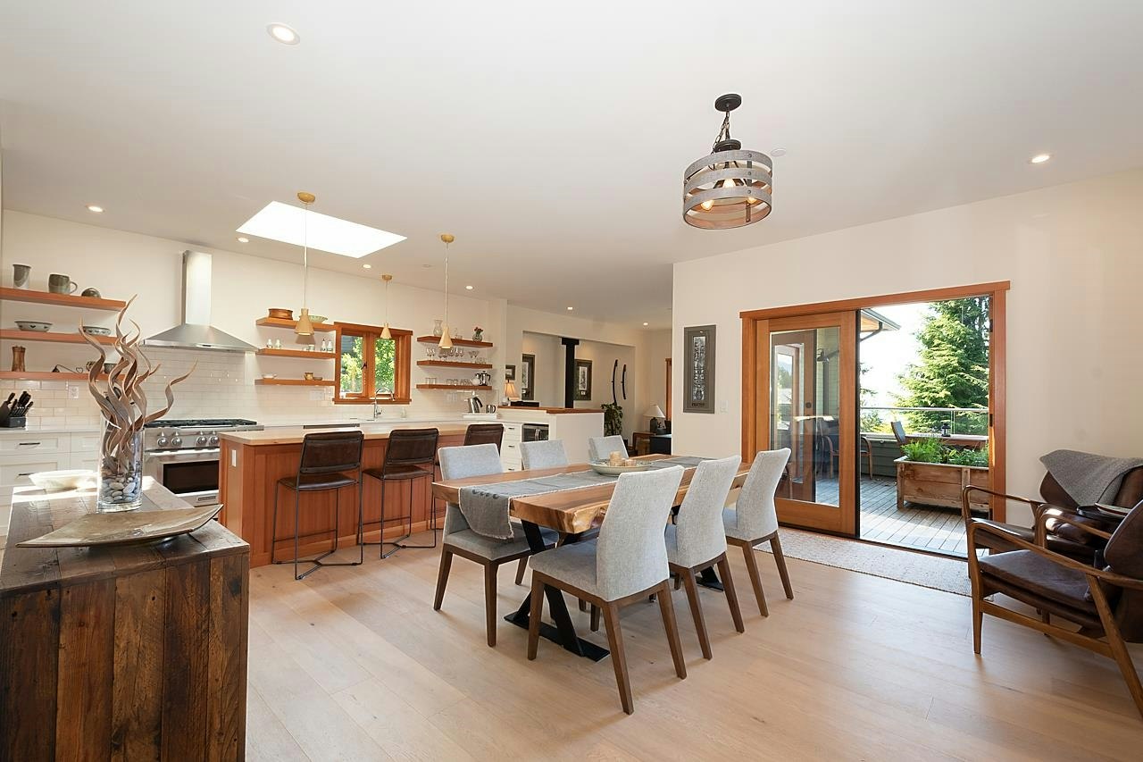 1655 Evergreen Lane - 4
