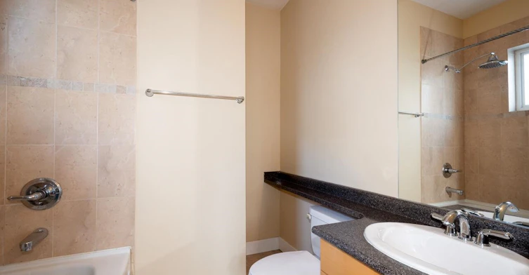 304-152 E 12th Street, North Vancouver, BC, V7L 2J4 - 10