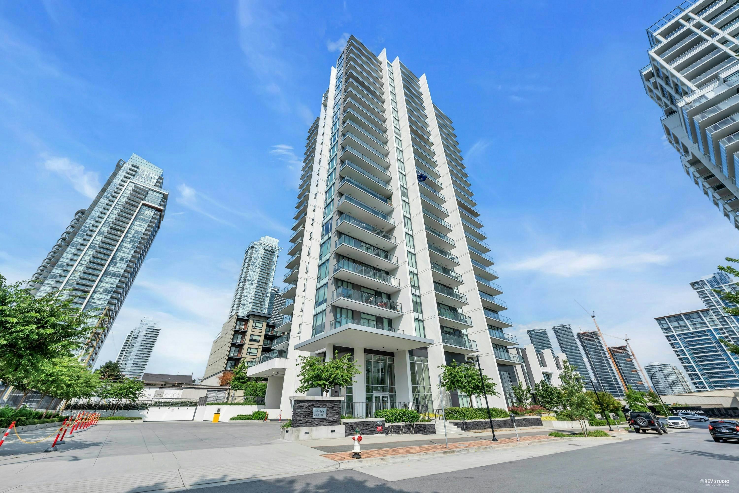 2301-4465 Juneau Street, Burnaby, BC, V5C 0L8 - 11