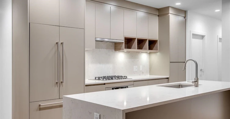2301-4465 Juneau Street, Burnaby, BC, V5C 0L8 - 3