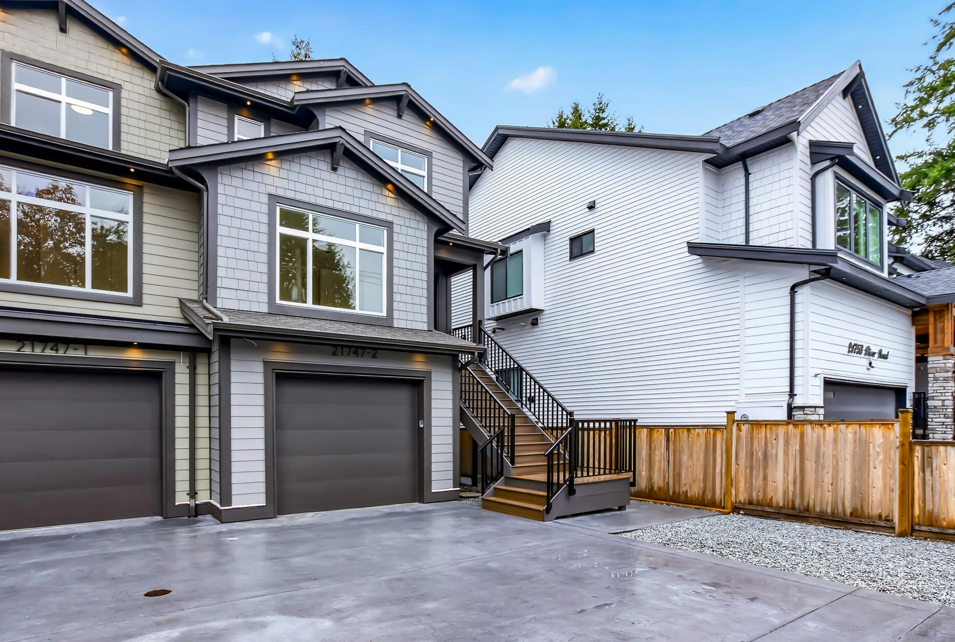 2-21747 River Road, Maple Ridge, BC, V2X 2B8