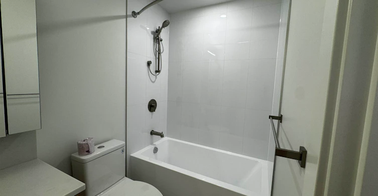 611-82 First Street, New Westminster, BC, V3L 0L8 - 6