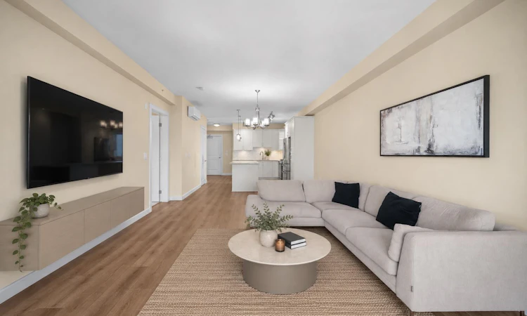 310-20367 85 Avenue