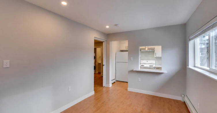 B-38027 Fourth Avenue, Squamish, BC, V8B 0A4