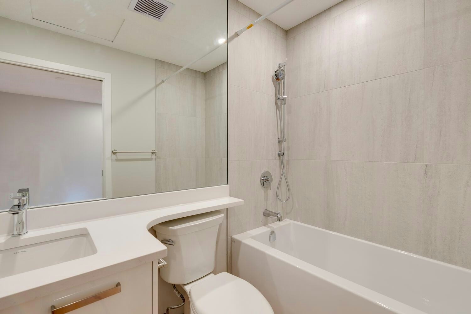 B-38027 Fourth Avenue, Squamish, BC, V8B 0A4 - 5