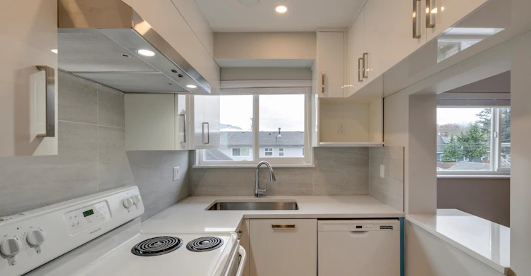 B-38027 Fourth Avenue, Squamish, BC, V8B 0A4 - 9