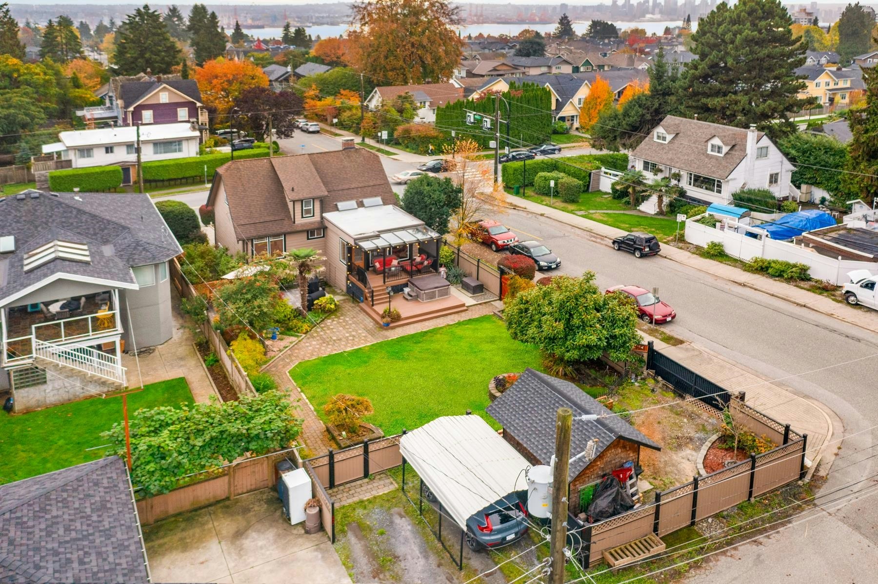 402 E 13th Street, North Vancouver, BC, V7L 2M1