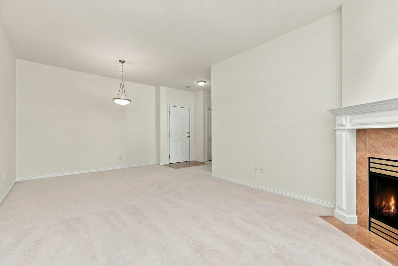 405-5270 Oakmount Crescent - 4