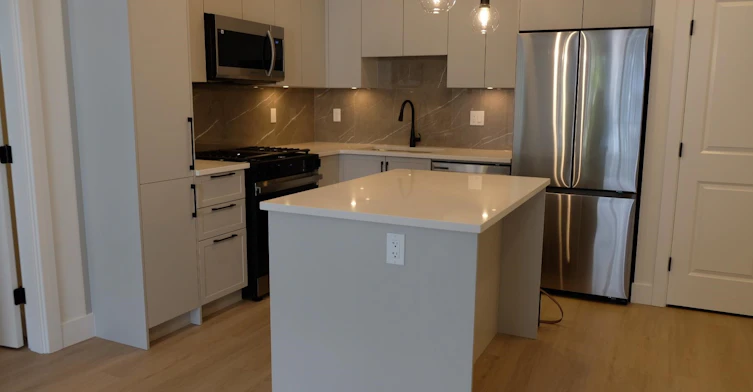 3528 146a Street, Surrey, BC, V4P 1B2
