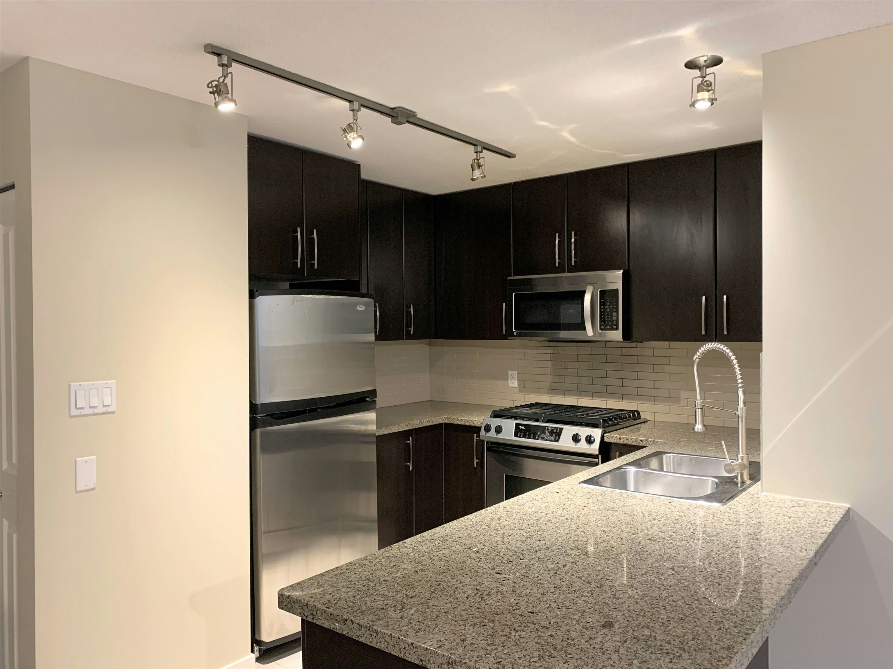 5028 S Kwantlen Street, Richmond, BC, V6X 4K2 - 2