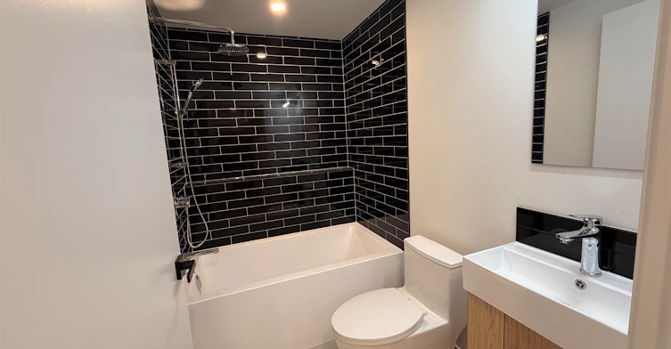 3-2339 Parker Street, Vancouver, BC, V5L 2M2 - 7