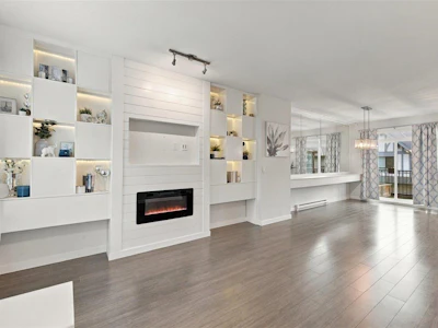 149-3500 Burke Village Promenade - 3
