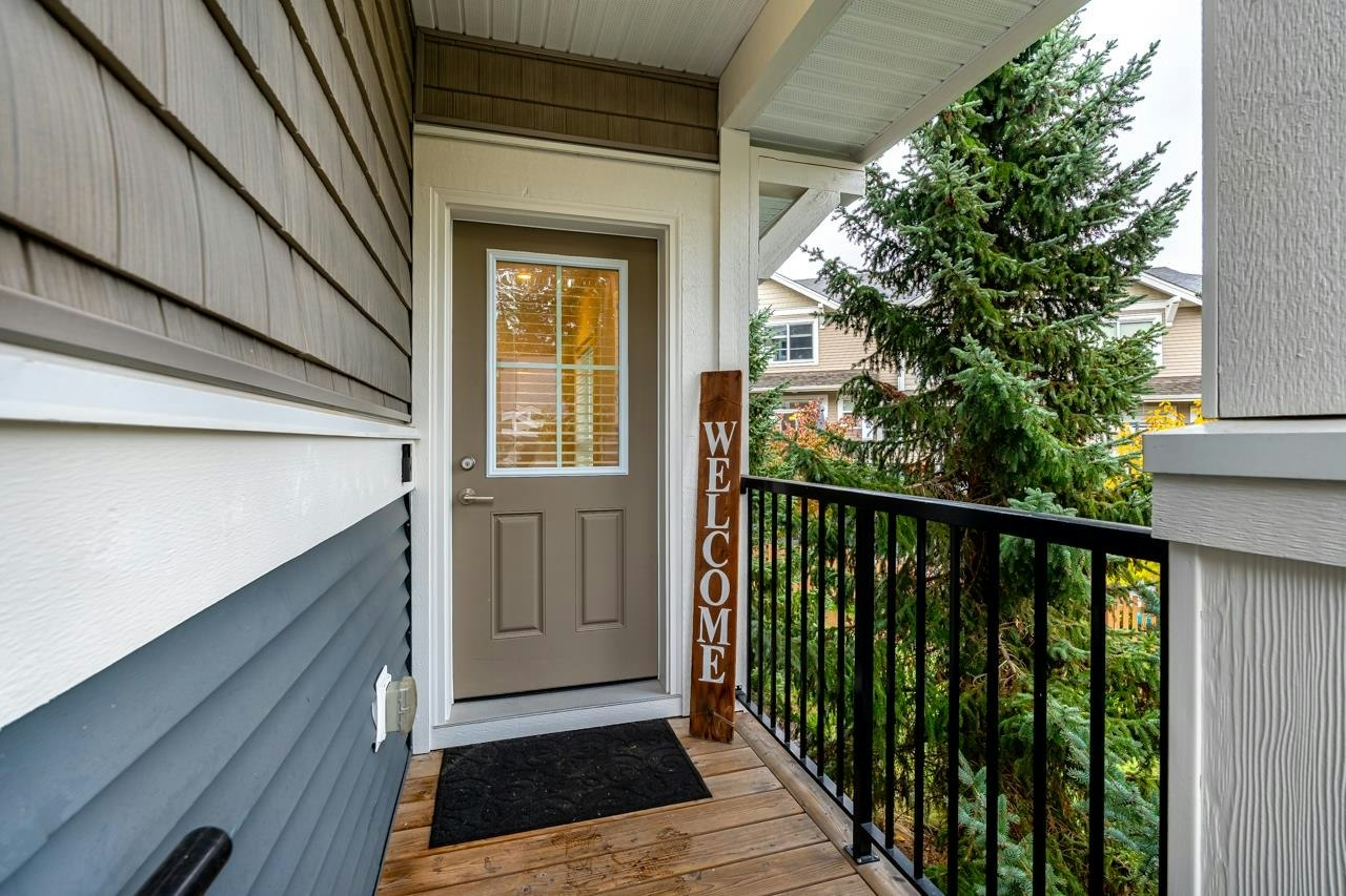 24-7059 210 Street - 2