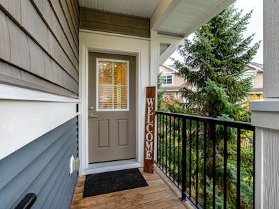 24-7059 210 Street - 2