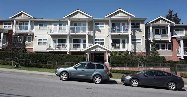 5655 N Inman Avenue, Burnaby, BC, V5H 2M2 - 3