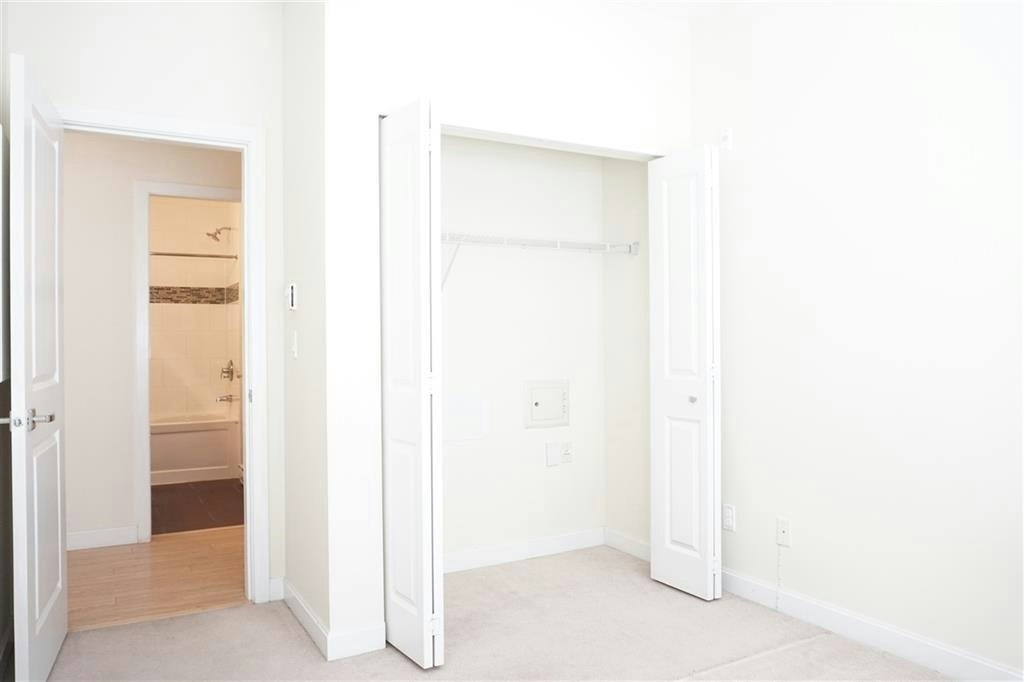 5655 N Inman Avenue, Burnaby, BC, V5H 2M2 - 9