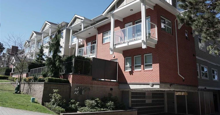 5655 N Inman Avenue, Burnaby, BC, V5H 2M2 - 2