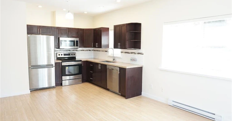 5655 N Inman Avenue, Burnaby, BC, V5H 2M2 - 6