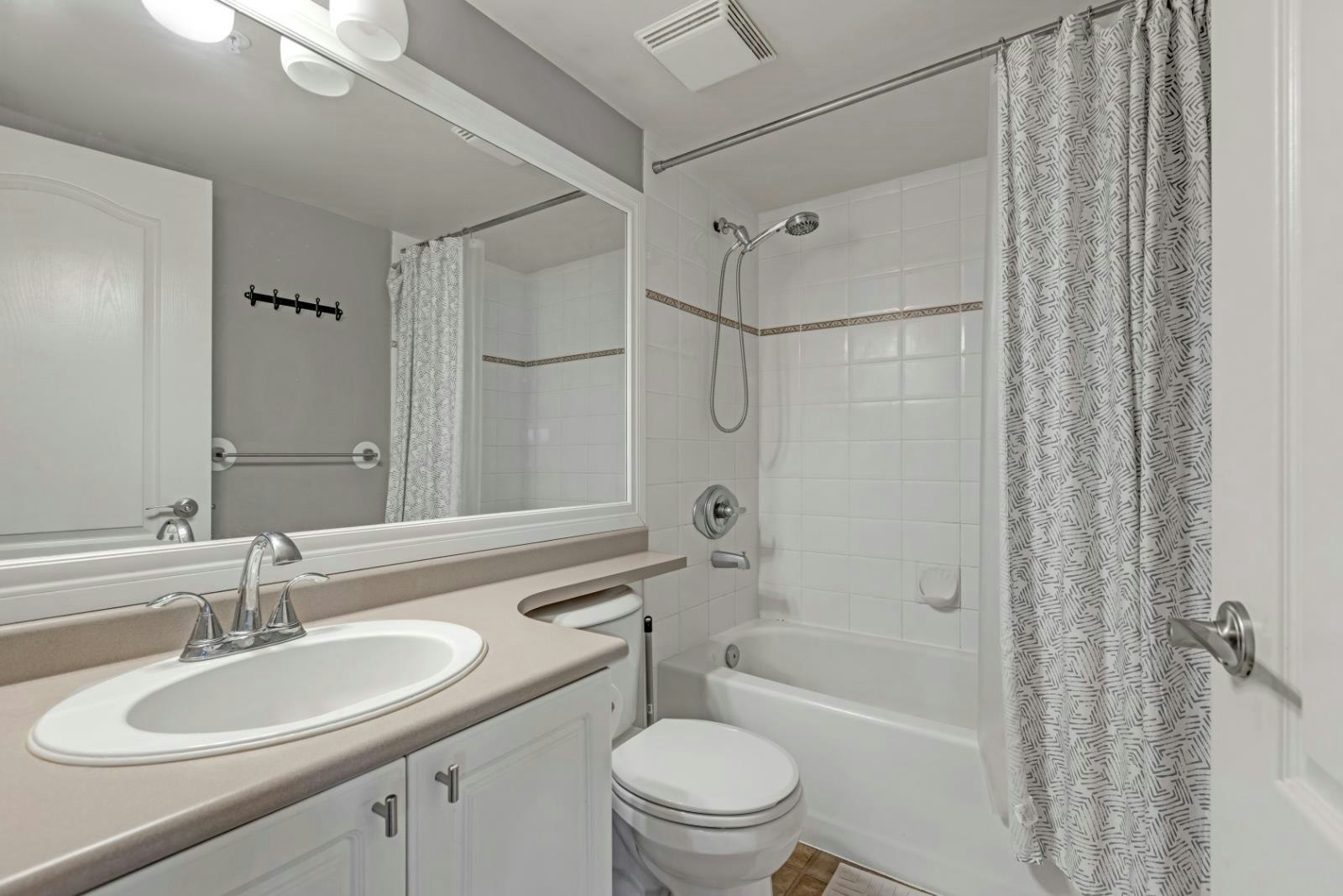 427-5880 Dover Crescent, Richmond, BC, V7C 5P5 - 19