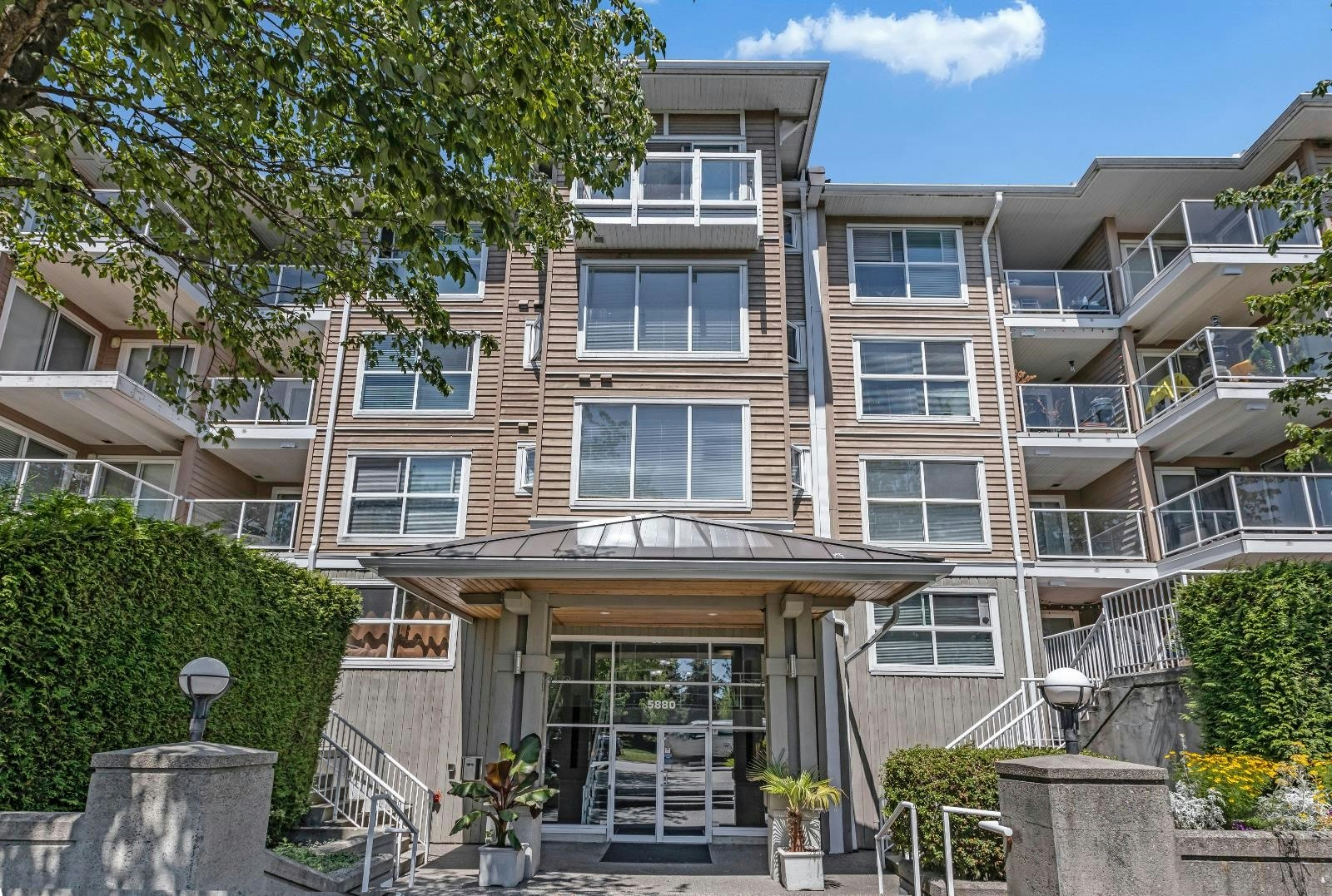 427-5880 Dover Crescent, Richmond, BC, V7C 5P5 - 2