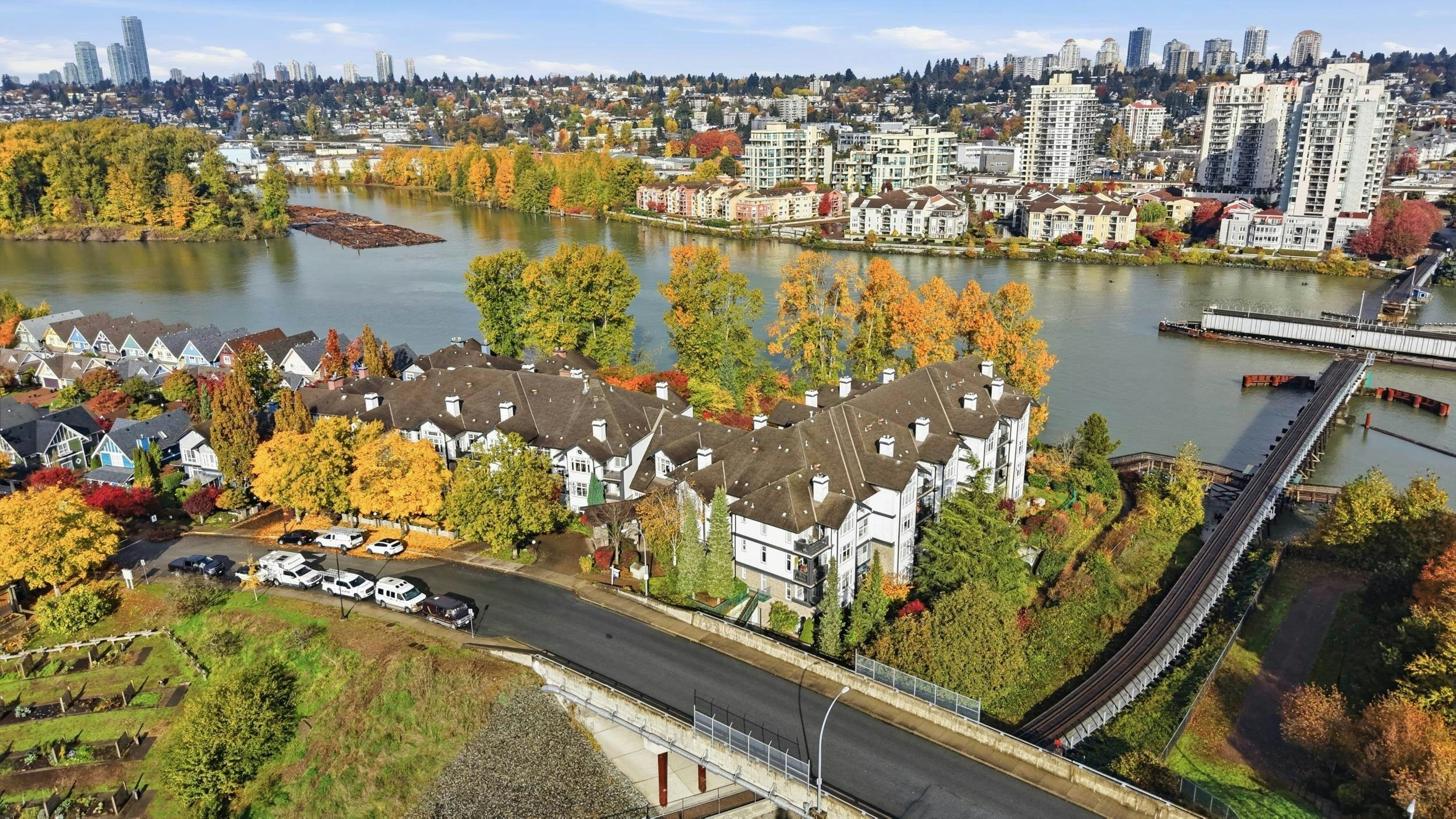 117-83 Star Crescent, New Westminster, BC, V3M 6X8