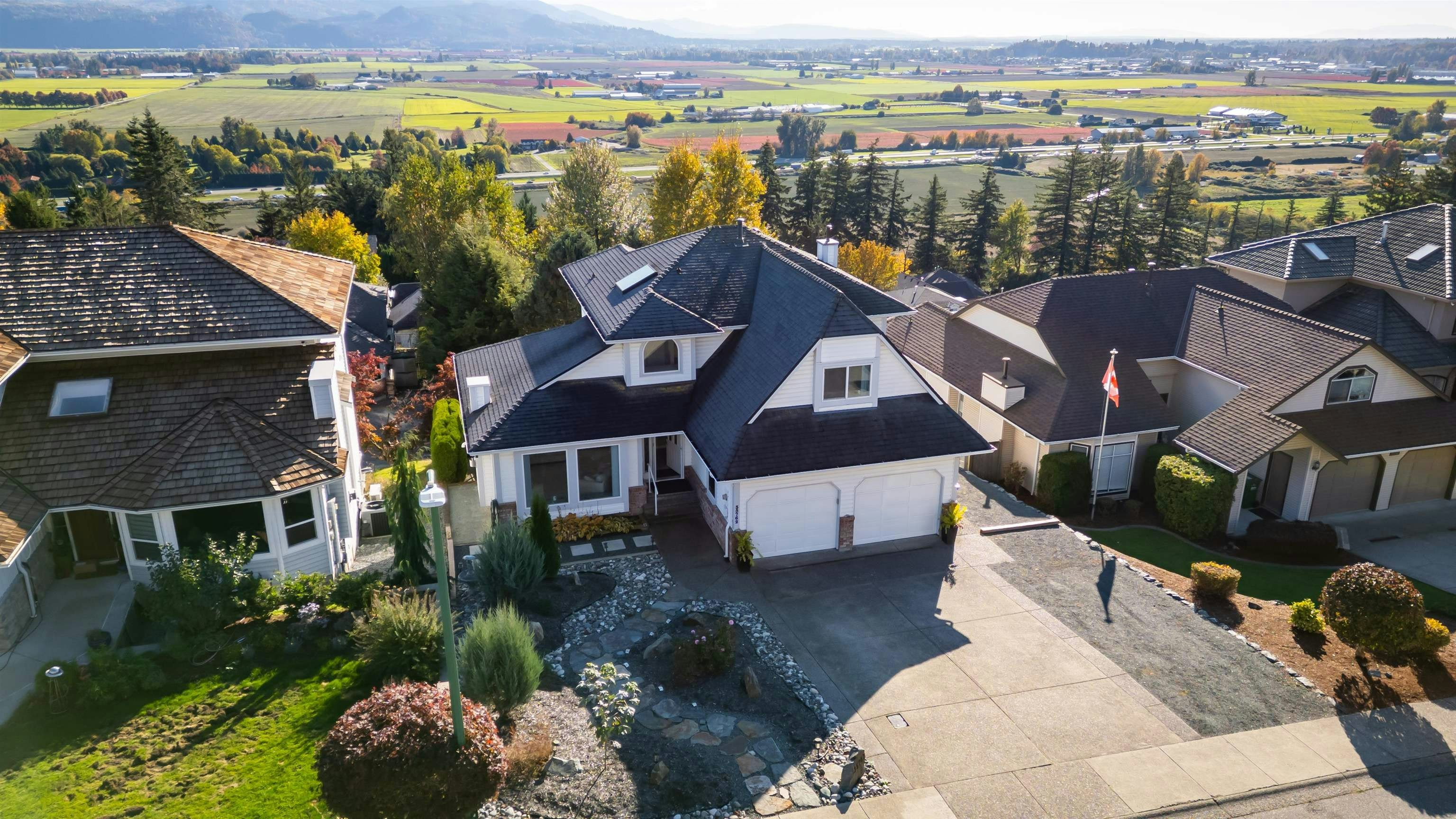 35762 Canterbury Avenue - 2