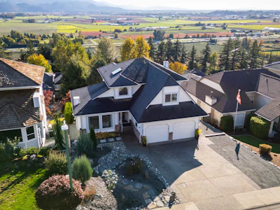 35762 Canterbury Avenue - 2