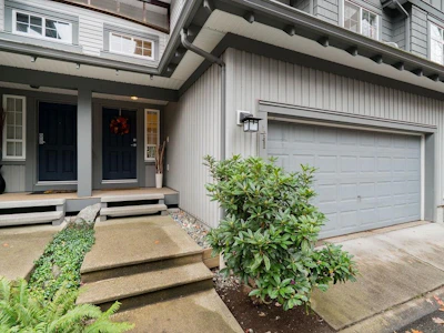41-2200 Panorama Drive - 2