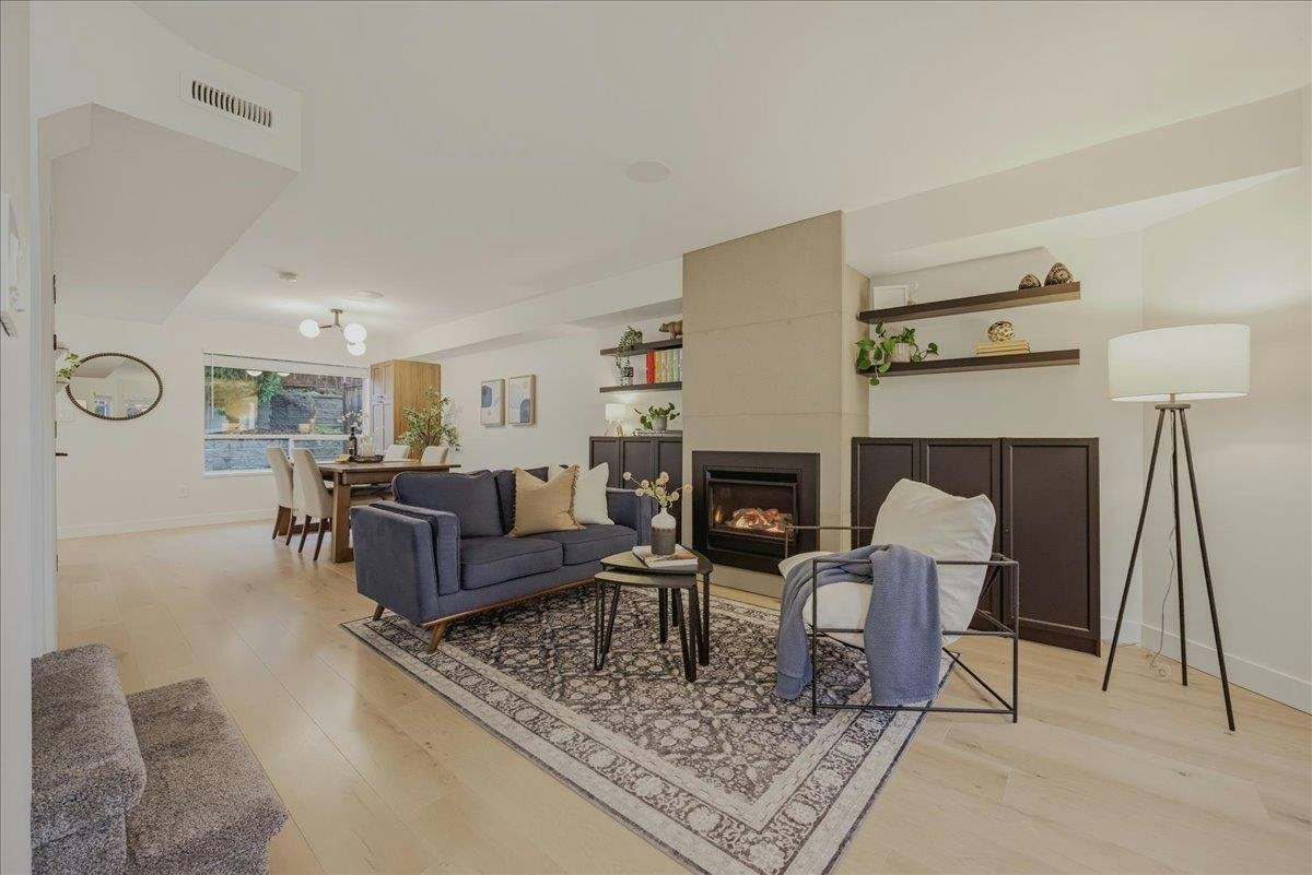 22-32361 Mcrae Avenue - 2