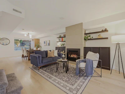 22-32361 Mcrae Avenue - 2