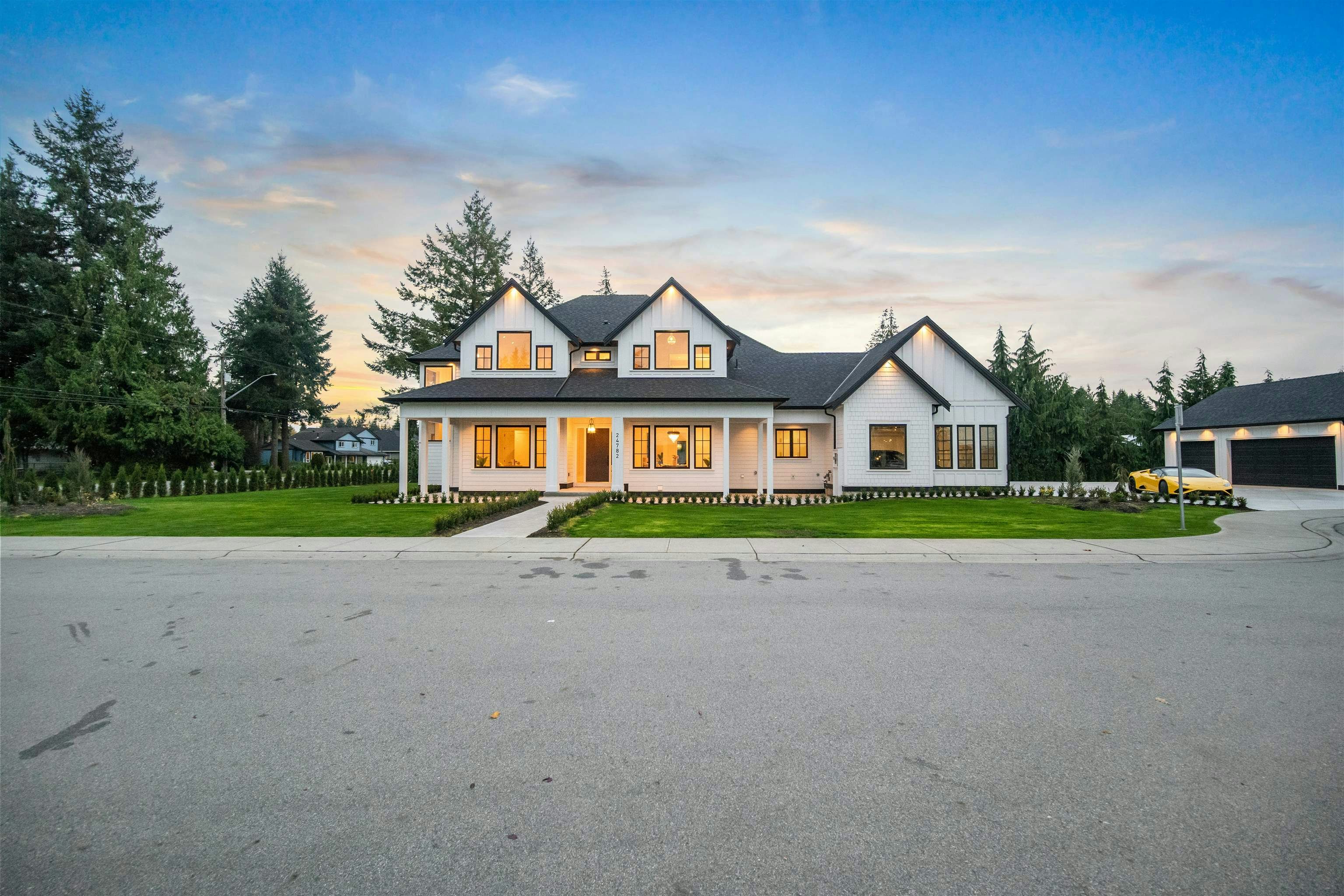 24782 59a Avenue, Langley, BC, V4W 1C3