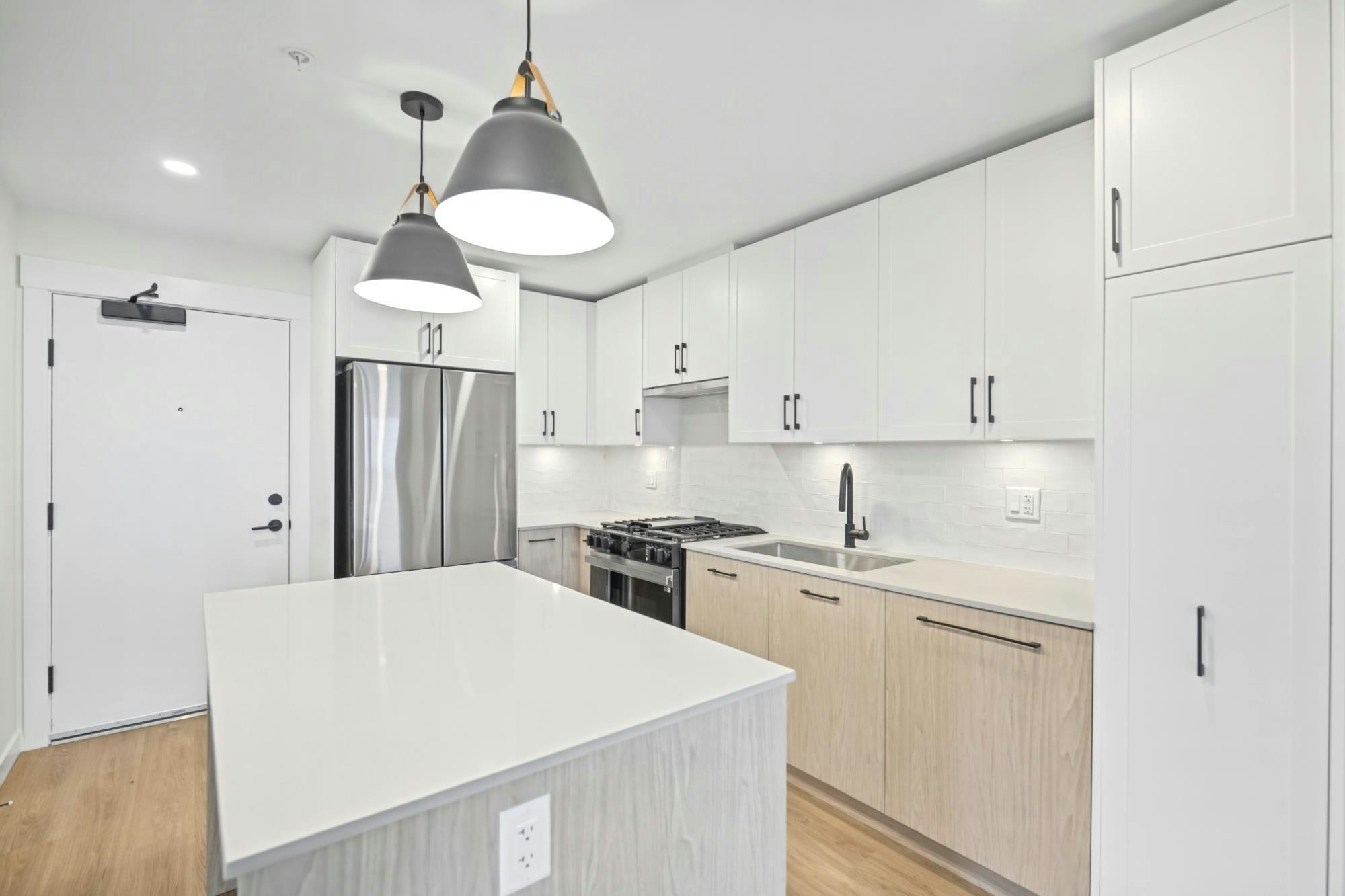 512-27249 Aldergrove Town Centre Drive - 3