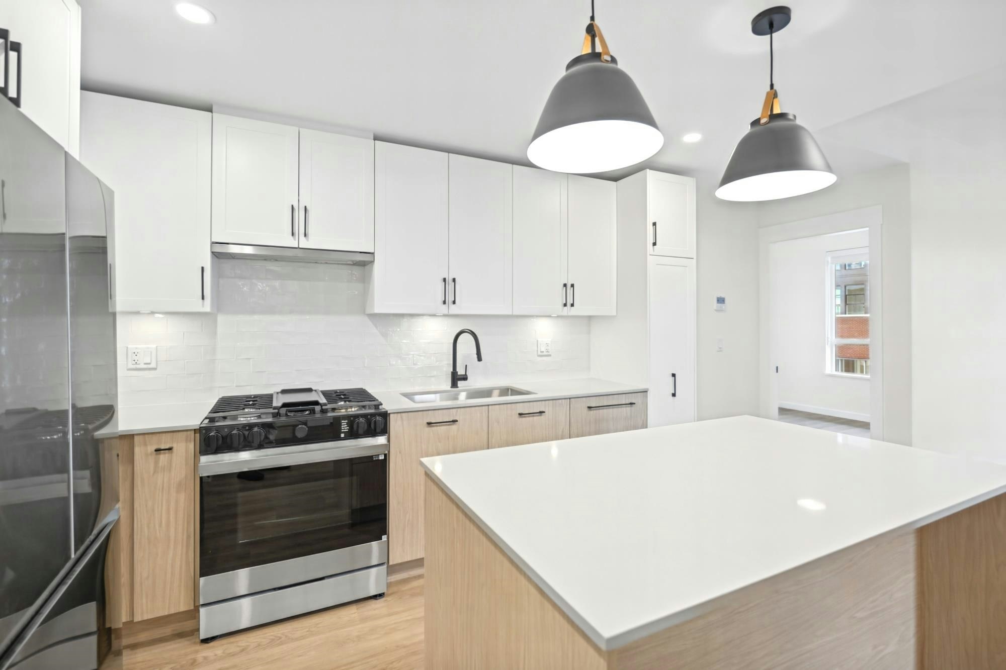 512-27249 Aldergrove Town Centre Drive - 5