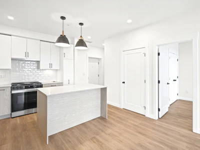 810-27254 Aldergrove Town Centre Drive - 3