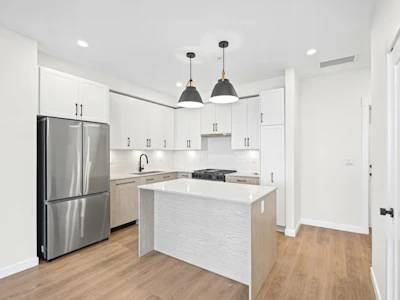 810-27254 Aldergrove Town Centre Drive - 2