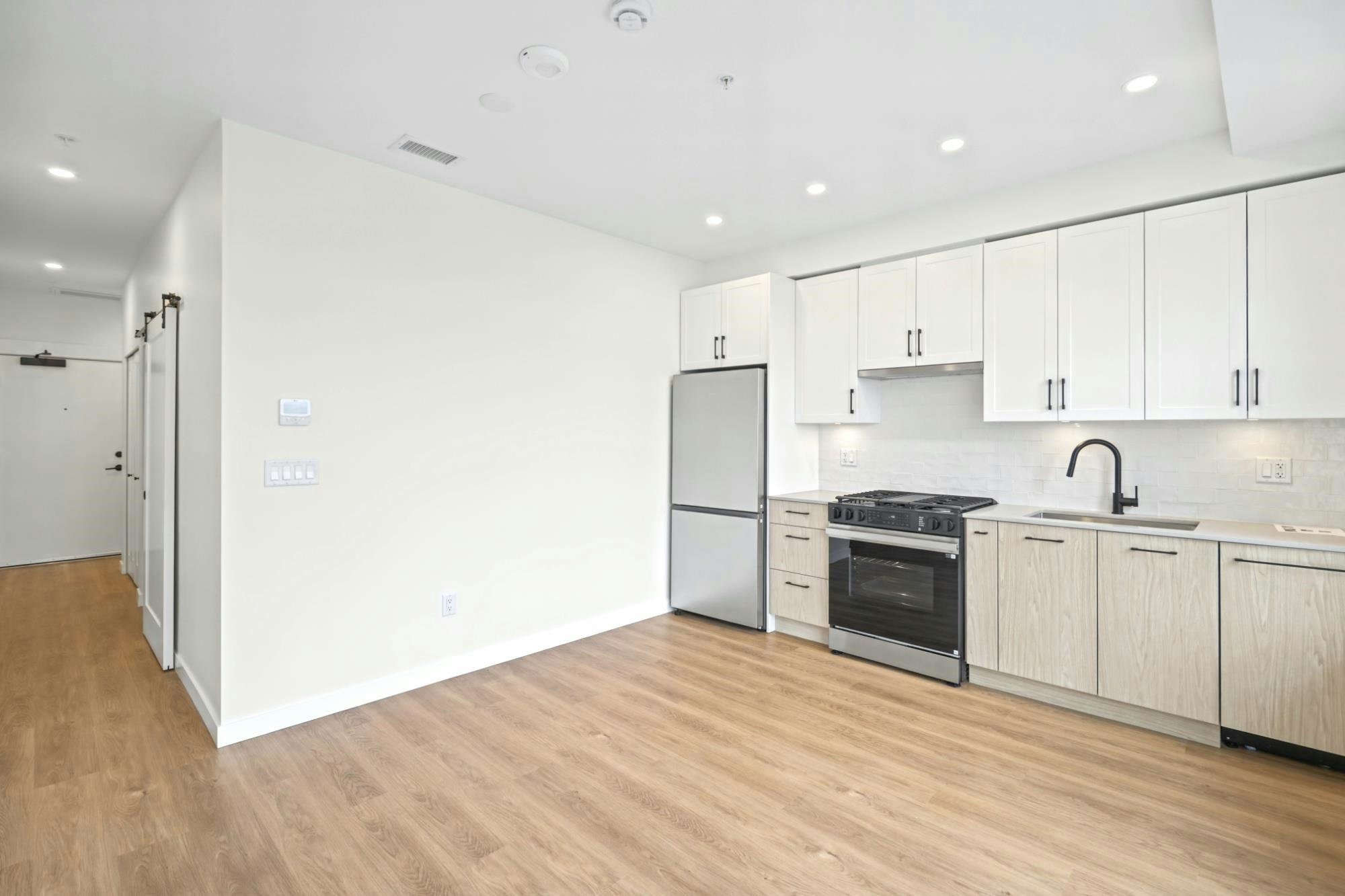 709-27254 Aldergrove Town Centre Drive - 5