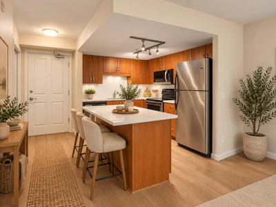 206-285 Newport Drive - 2
