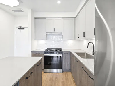 703-27254 Aldergrove Town Centre Drive - 5