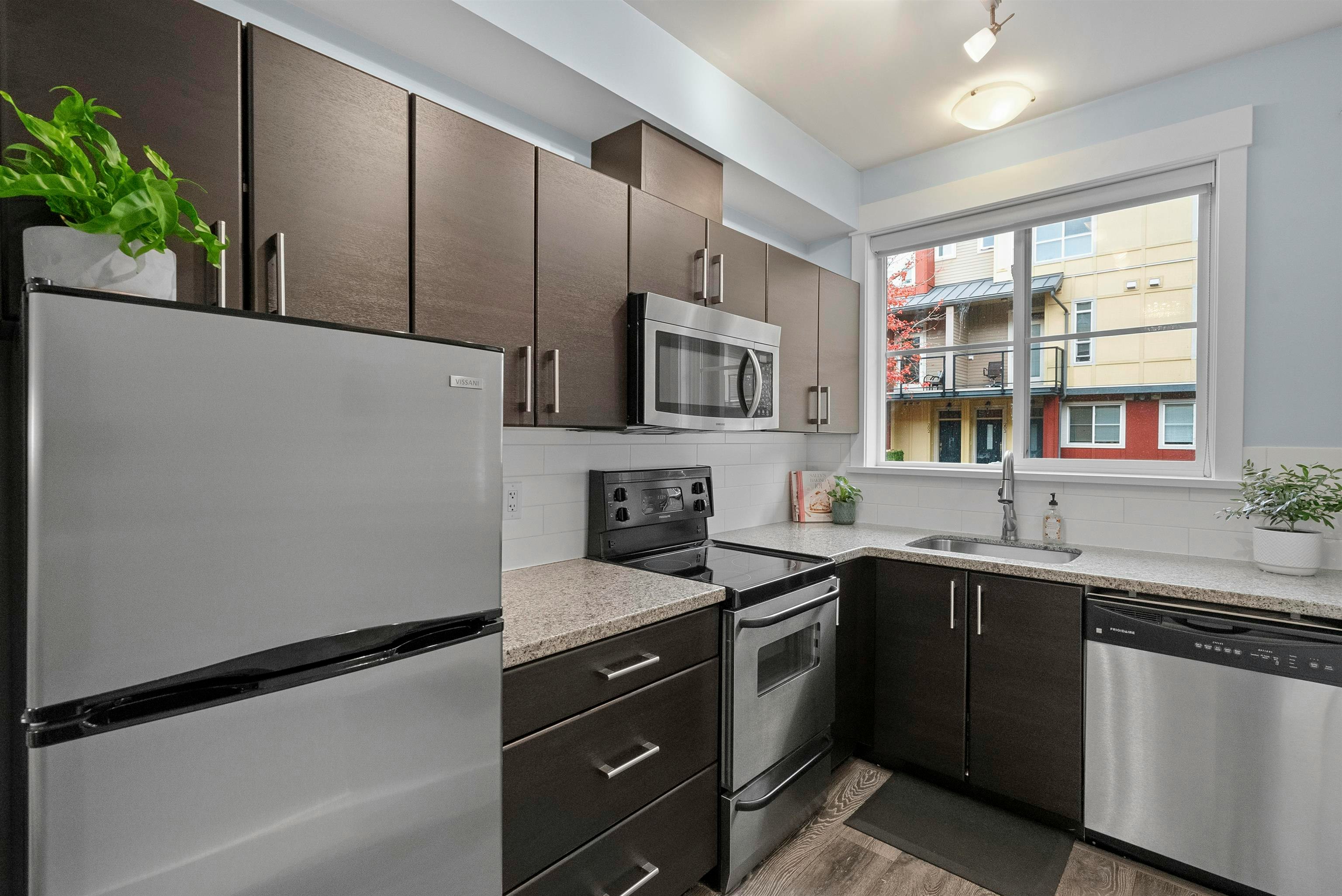 109-4808 Linden Drive - 5