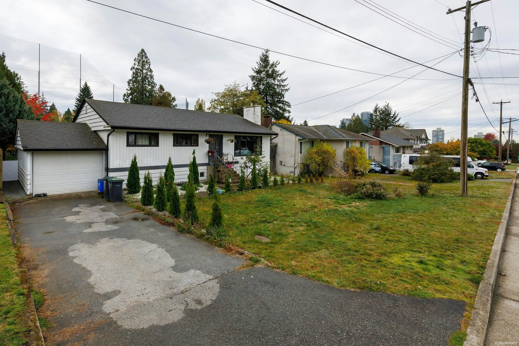 724 Accacia Avenue, Coquitlam, BC, V3J 2E5