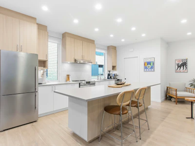7-1089 Wilson Crescent - 2