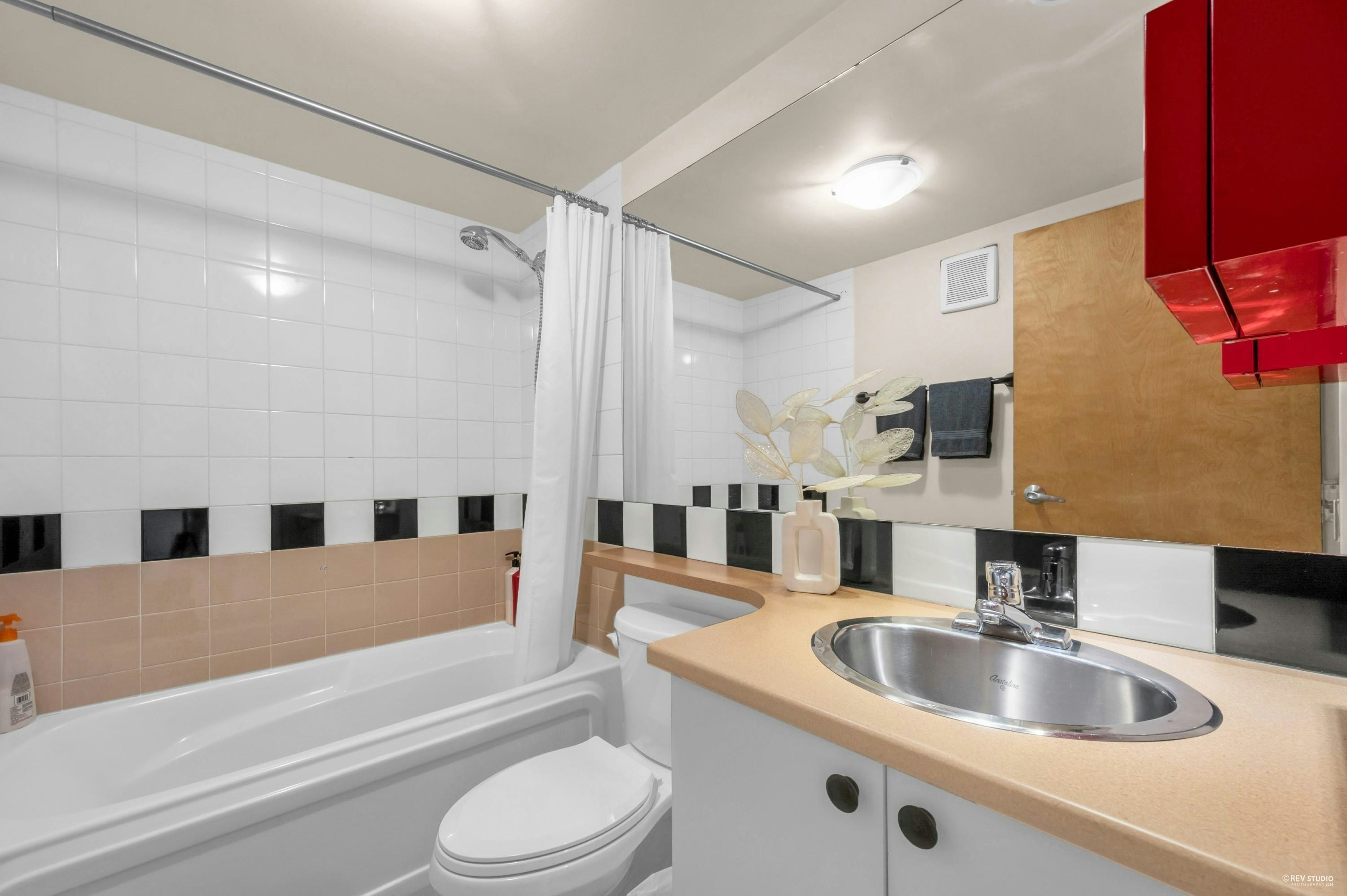 411-933 Seymour Street, Vancouver, BC, V6B 6L6 - 13