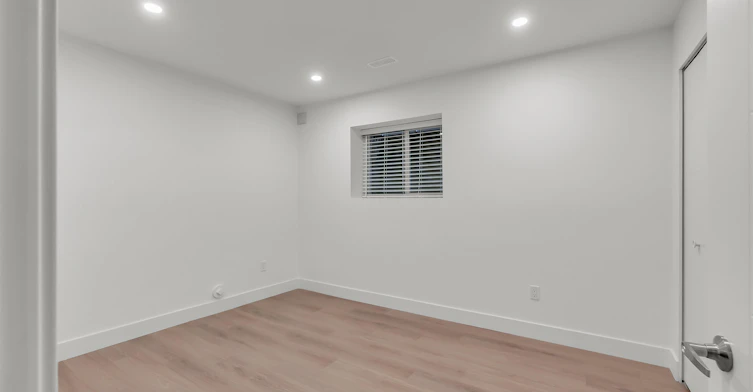 Basement-10476 Robertson Street, Maple Ridge, BC, V2W 0H8 - 11