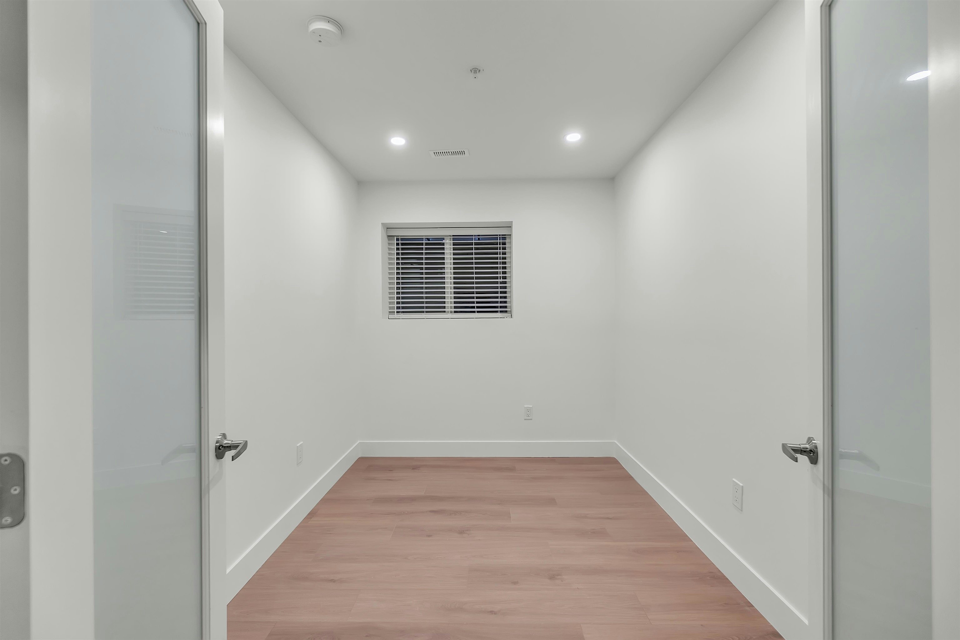 Basement-10476 Robertson Street, Maple Ridge, BC, V2W 0H8 - 13
