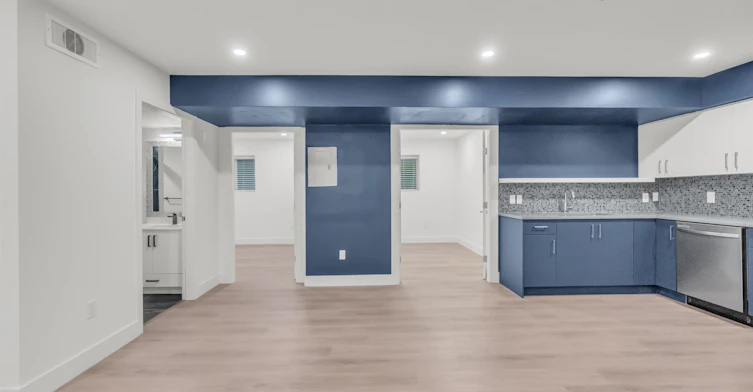 Basement-10476 Robertson Street, Maple Ridge, BC, V2W 0H8 - 5