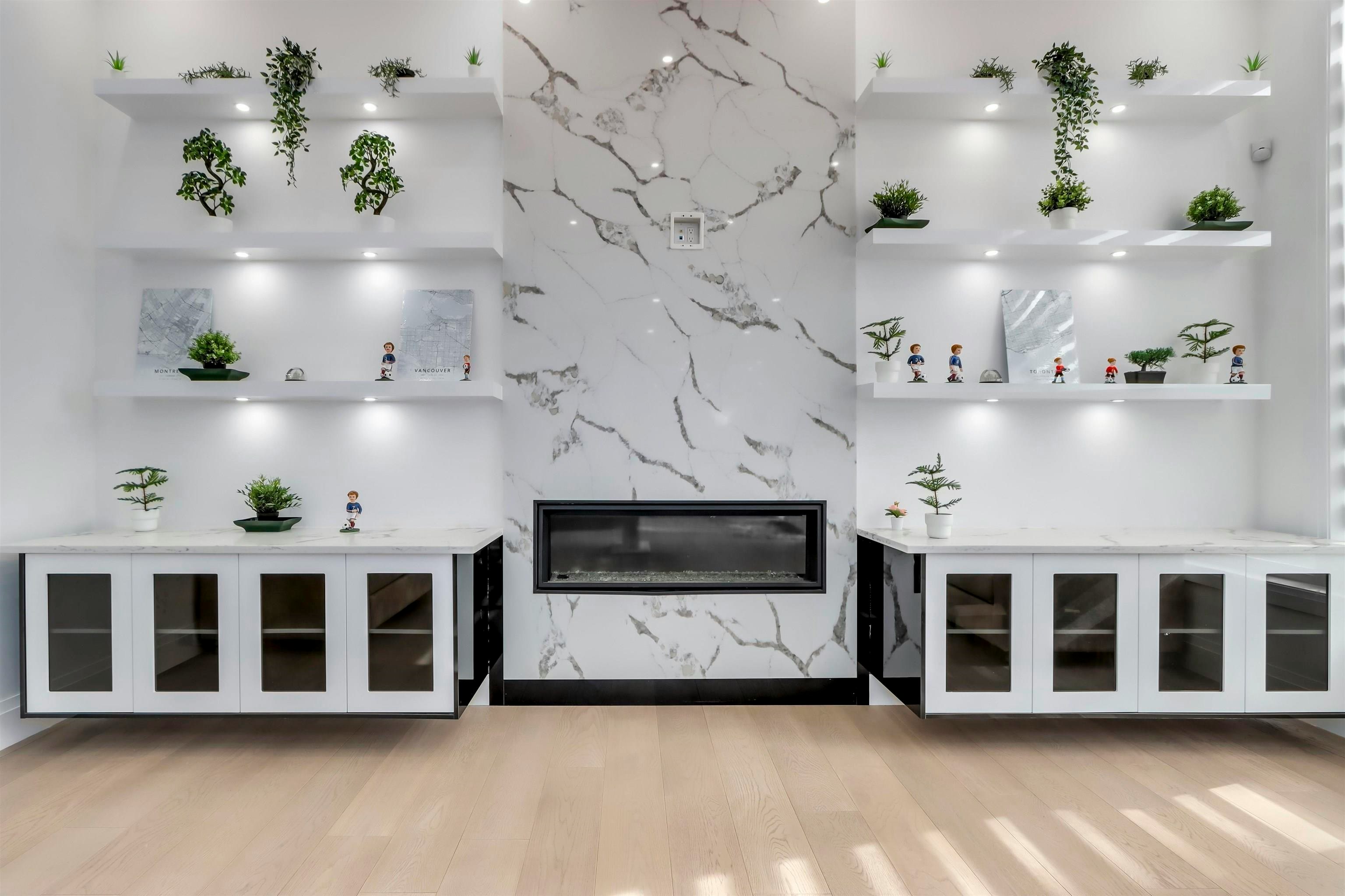 3560 Highland Boulevard - 4