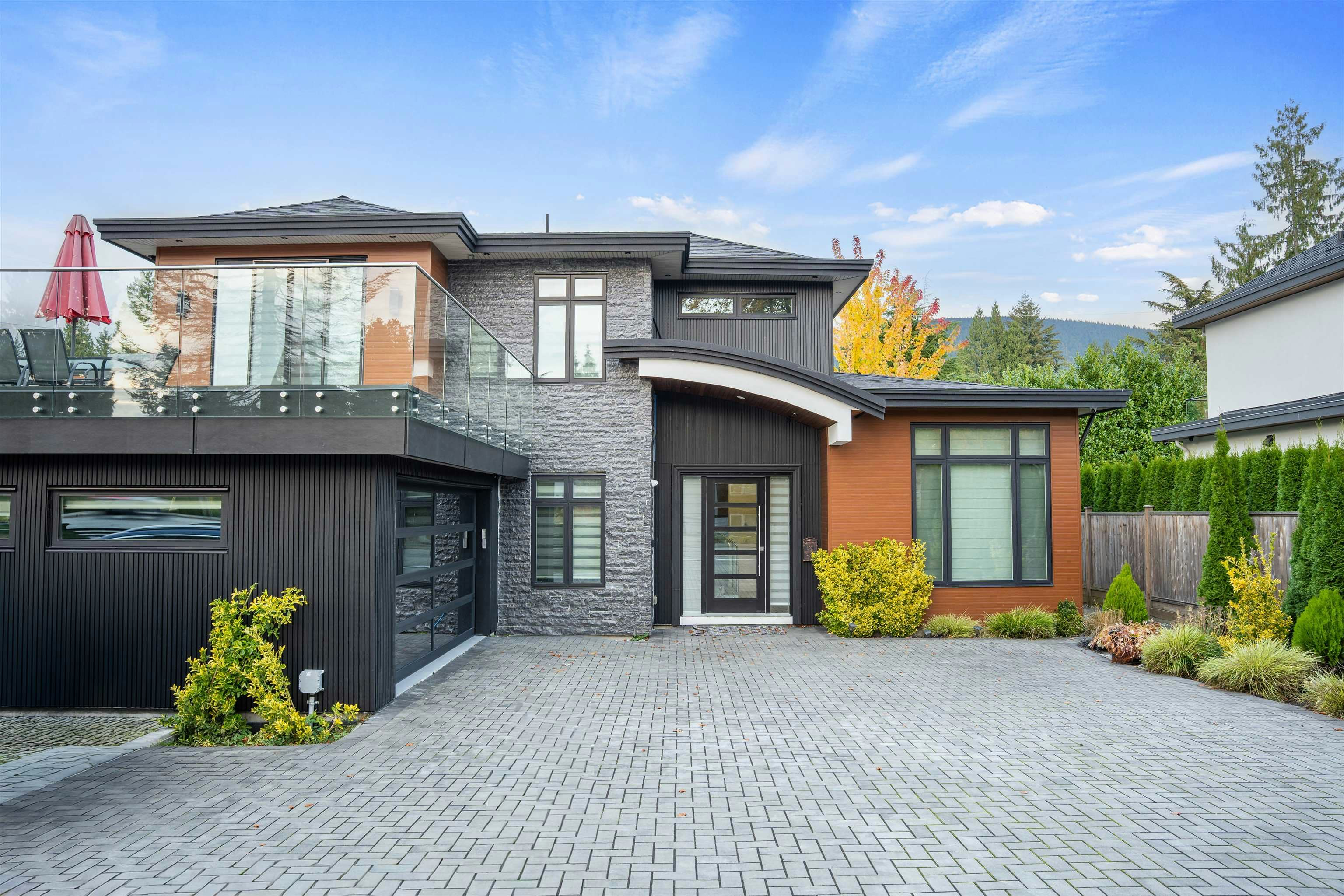 3560 Highland Boulevard - 2