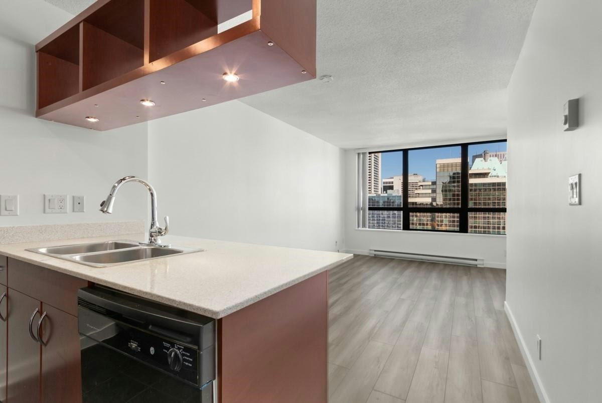 2011-938 Smithe Street, Vancouver, BC, V6Z 0A4